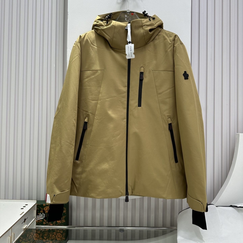 Ba*len*cia*ga down coat